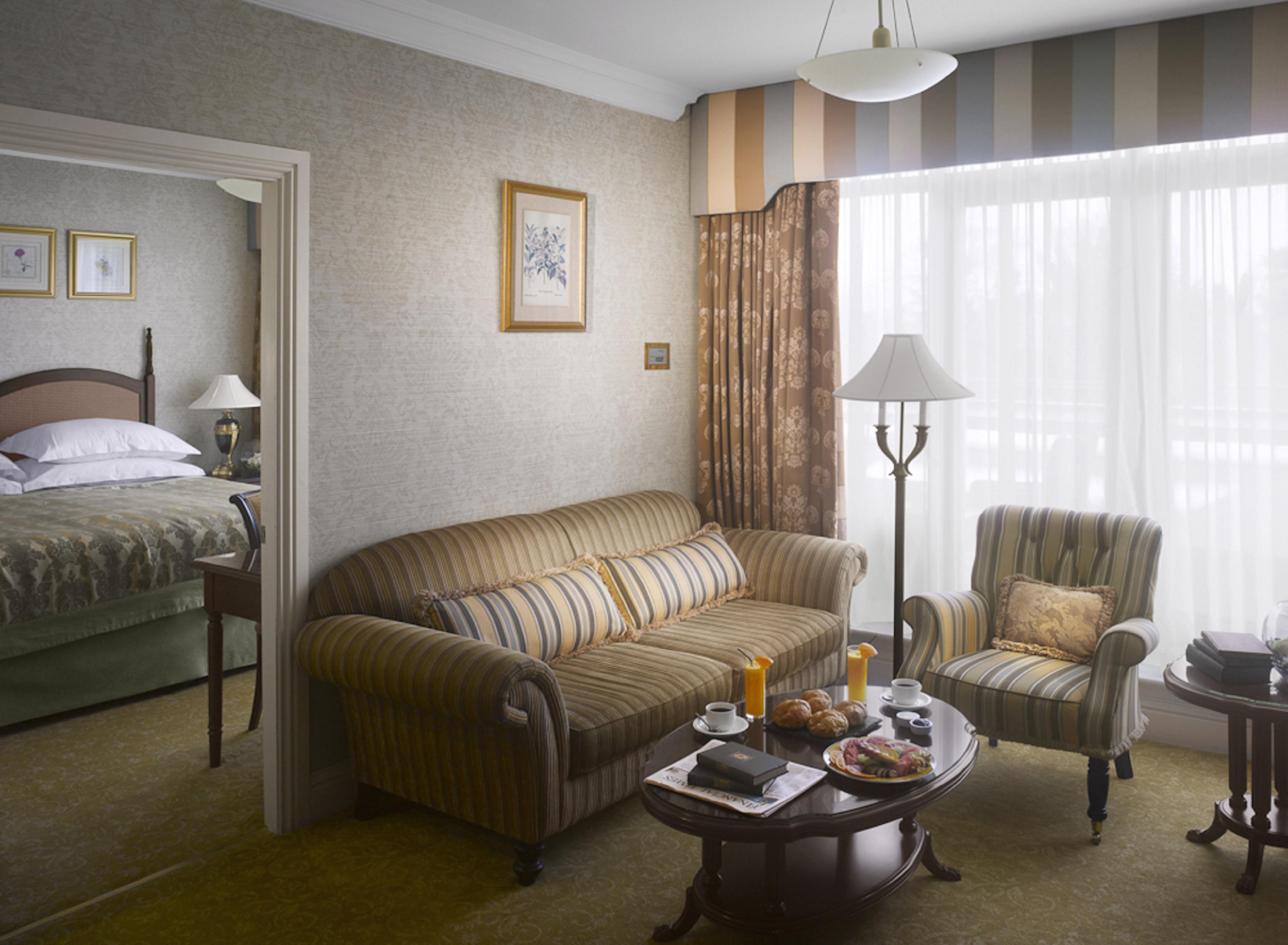 圣海伦斯丽笙酒店 都柏林 客房 照片 A suite at the hotel