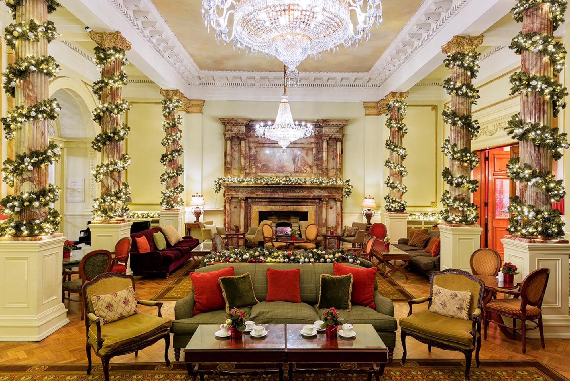 圣海伦斯丽笙酒店 都柏林 外观 照片 The lobby of the Willard Hotel